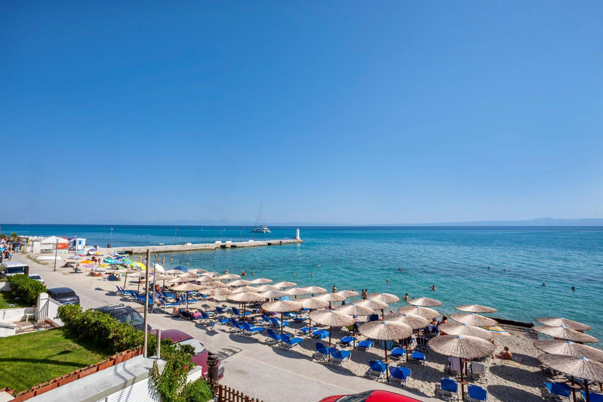 Aleksia Seaside Deluxe Apartment Pefkochori Exteriör bild