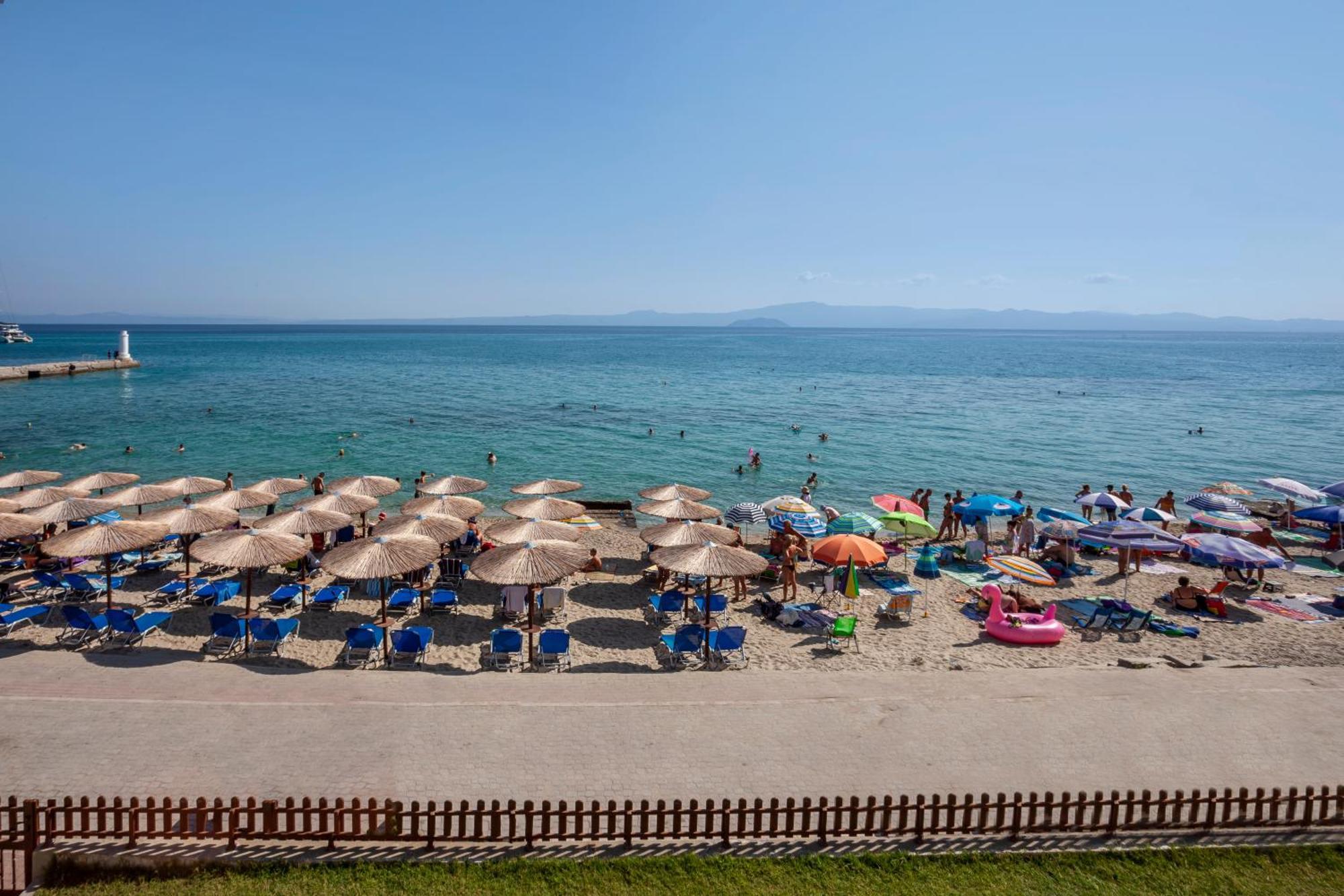 Aleksia Seaside Deluxe Apartment Pefkochori Exteriör bild