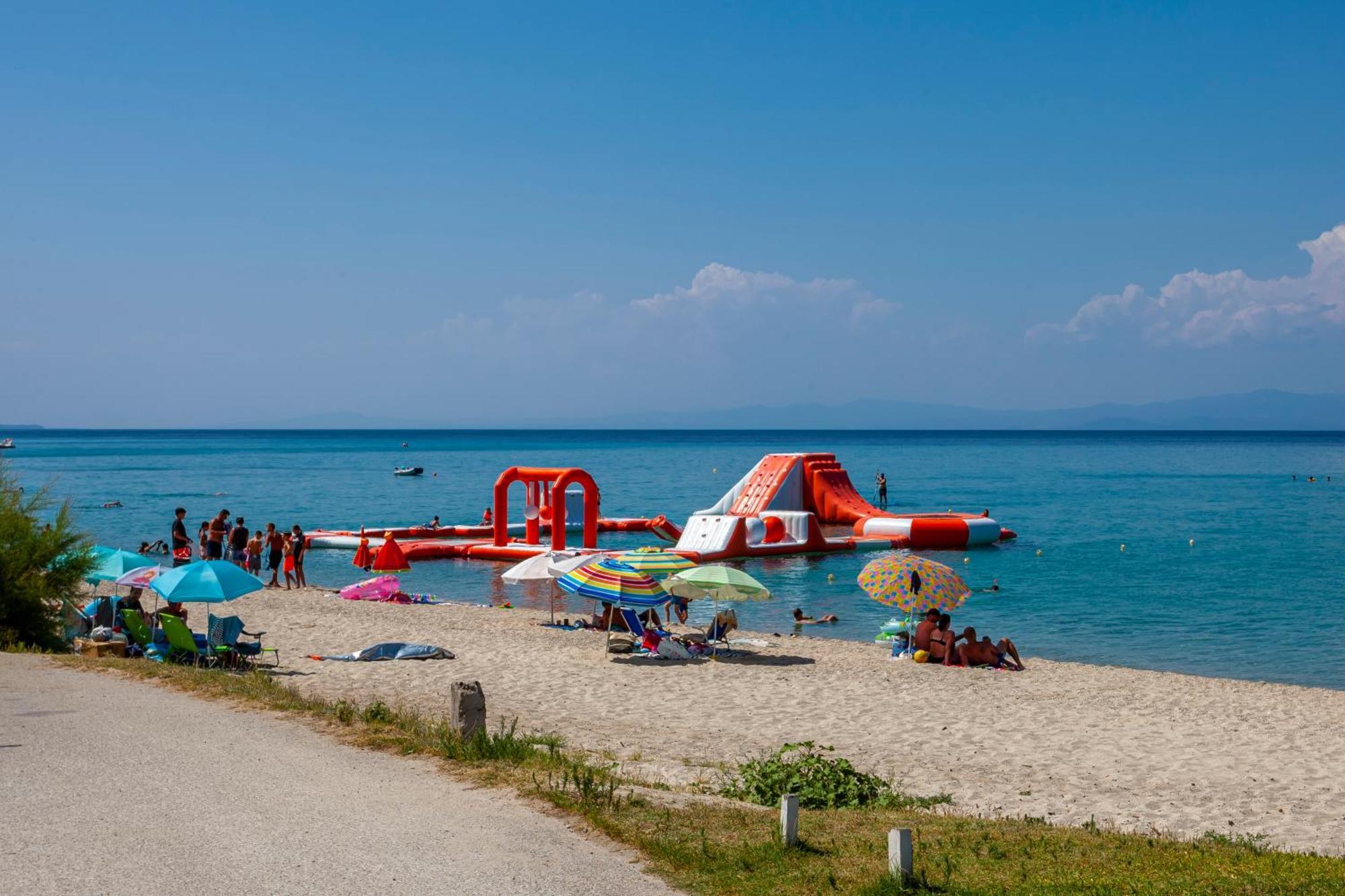 Aleksia Seaside Deluxe Apartment Pefkochori Exteriör bild